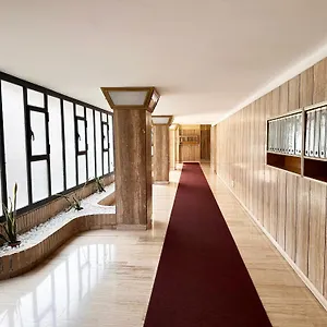 https://ihost-apartment-bergamo-12.italymilanhotels.net